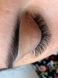 Wimpernverdichtung in Berlin Tempelhof